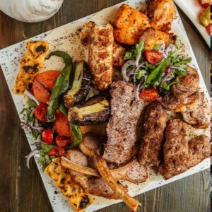 طبق مشويات مشكل حاتي الصحابة